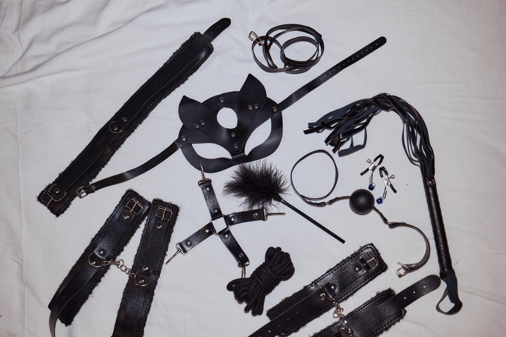 Comment utiliser un Kit BDSM ? Intimae