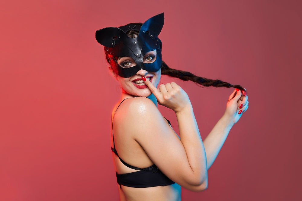 Comment utiliser un masque BDSM ? Intimae