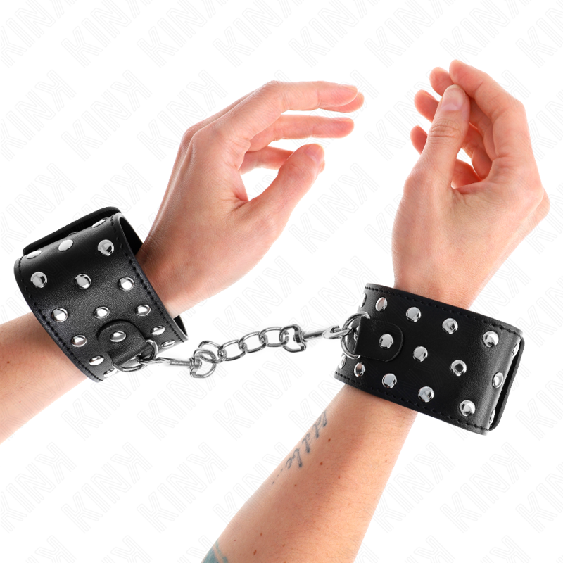 Menottes Poignets BDSM Punk Réglables 19-24 cm Style Audacieux - Kink